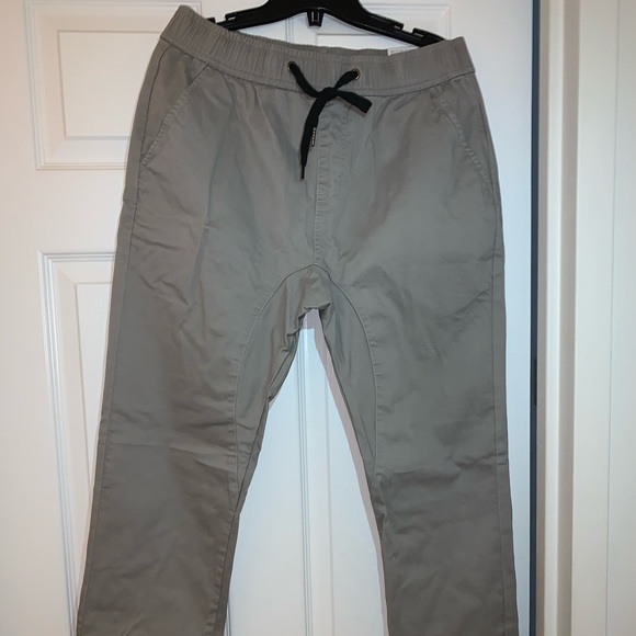 Joggers - Picture 5 of 6